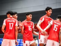 Sumber Foto : Volleyballworld, Timnas Voli Putra Indonesia dalam gelaran Piala Dunia Voli U21 2025 putra ketika berhadapan dengan Argentina di Jiangmen Sports Center, China, pada 25 Agustus 2025.