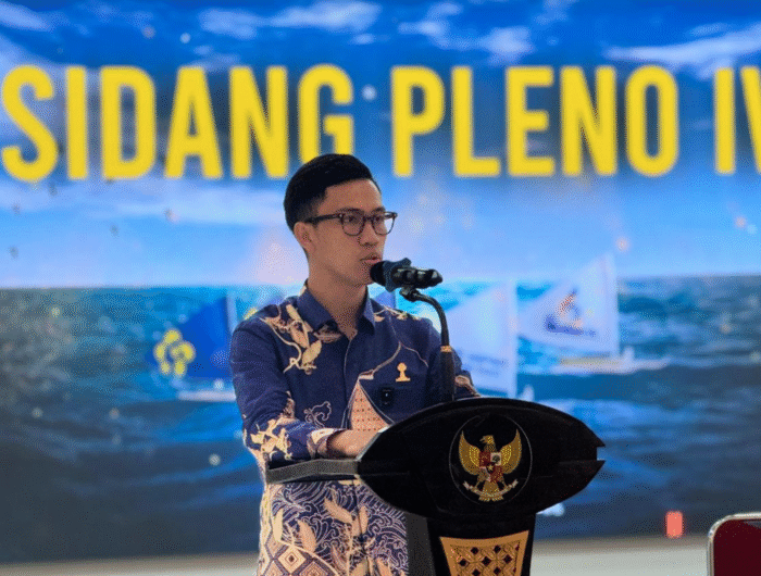 Ketua terpilih BPD HIPMI Sulbar periode 2025–2028, Zulfikar Suhardi, menyampaikan sambutan usai ditetapkan dalam Musda VI HIPMI Sulbar di Aula Andi Depu, Kantor Gubernur Sulbar, Selasa (26/8/2025).