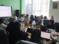 Humas Pemprov, Pemprov Sulbar mencatat partisipasi tinggi dalam Pengukuran Kompetensi Digital Aparatur, sebanyak 1.451 orang mengisi form secara daring. Rabu (20/8/2025).