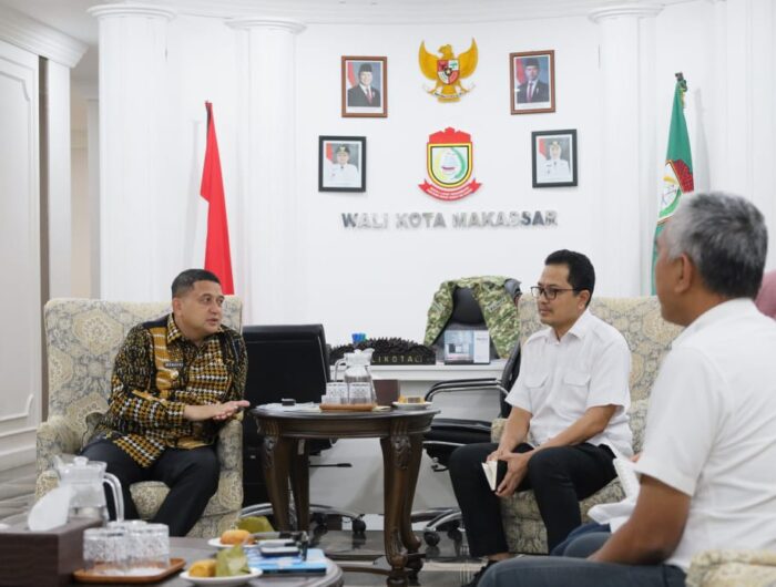 Wali Kota Makassar Munafri Arifuddin memimpin rapat teknis bersama Balai Besar Wilayah Sungai (BBWS) Jeneberang di Balai Kota Makassar, Kamis (21/8/2025).