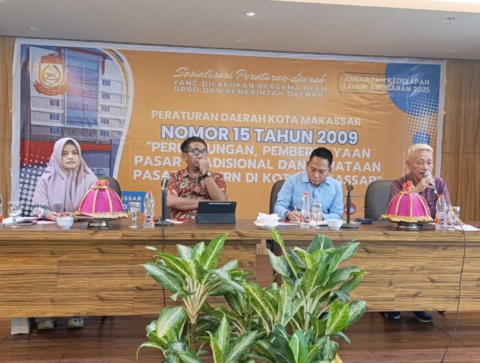 Sumber Foto : Humas Pemkot, Sosialisasi Peraturan Daerah (Perda) tentang Pasar Tradisional dan Pasar Modern di Hotel Grand Maleo pada Kamis, (28/8/2025).