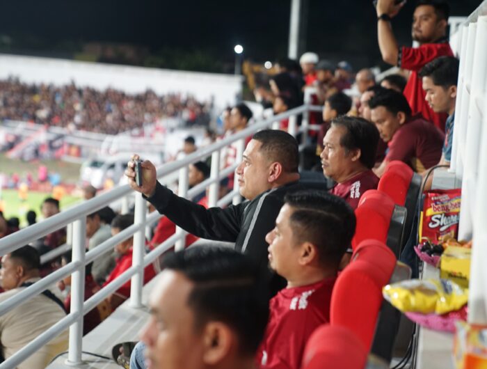 Sumber Foto : Humas Pemkot, Dukungan penuh diberikan Wali Kota Makassar, Munafri Arifuddin, kepada PSM Makassar yang akan menghadapi Persebaya Surabaya dalam lanjutan kompetisi Super League 2025/2026. 