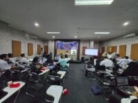 Sumber Foto : Humas Pemprov, Suasana Pendidikan dan Pelatihan Pengelolaan Informasi dan Dokumentasi di Kantor Diskominfo Sulbar, Jl. Abd. Malik Pattana Endeng, Rangas, Mamuju, Senin (1/9/2025).