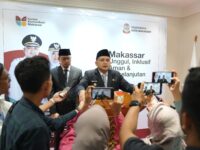 Sumber Foto : Humas Pemkot/Wali Kota Makassar, Munafri Arifuddin saat memberikan keterangan kepada awak media usai mengambil sumpah dan melantik sembilan pejabat tinggi pratama lingkup Pemerintah Kota Makassar. Selasa (9/9/2025).