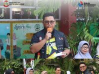 Sumber Foto : Humas Pemkot/Ketua KORMI Kota Makassar Andi Ryan Adrianto menyampaikan sambutan pada peringatan HAORNAS 2025 dan HUT KORMI ke-25 di SD Negeri di Kota Makassar.