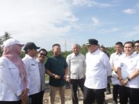 Sumber Foto : Humas Pemkot/Wali Kota Makassar Munafri Arifuddin bersama jajaran Pemerintah Kota Makassar dan pihak Kalla Group saat meninjau rencana jalur alternatif Baruga–Leimena di kawasan Perintis Kemerdekaan, Makassar, Rabu (10/9/2025).