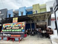 Sumber Foto: Tim Redaksi/Suasana Grand Opening Klasik Coffee Roastery resmi membuka cabang barunya di Jl. Jendral Sudirman, Kelurahan Binanga, Mamuju, Sulawesi Barat, Senin (15/9/2025).