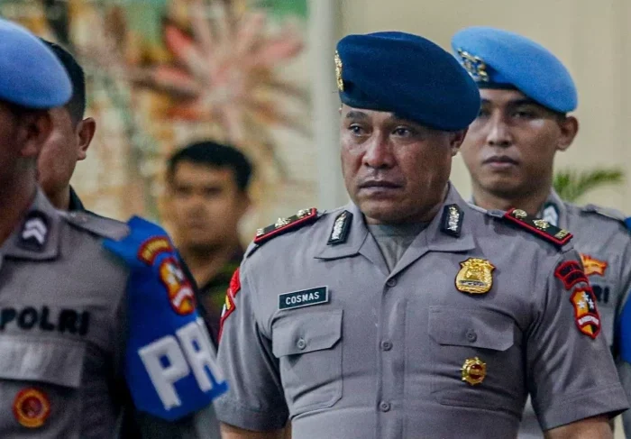 Sumber Foto : Aldhi Chandra Setiawan, Danyon Resimen 4 Korbrimob Polri Kompol Cosmas Kaju Gae dipecat sebagai personel kepolisian, Rabu (3/9/2025).